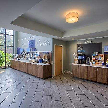 Holiday Inn Express Hotel & Suites Raleigh North - Wake Forest, An Ihg Hotel מראה חיצוני תמונה